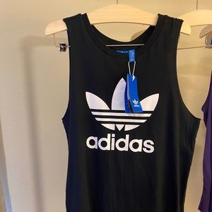 Adidas loose trefoil tank NWT -size small